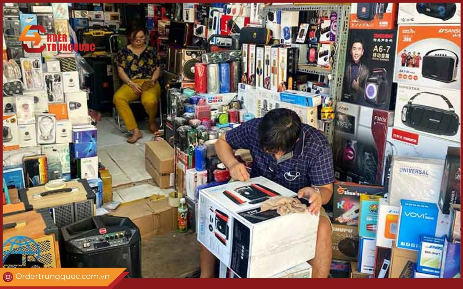 Chợ đầu mối Việt Nam là nguồn nhập buôn linh kiện điện tử từ Trung Quốc Chợ đầu mối Việt Nam là nguồn nhập buôn linh kiện điện tử từ Trung Quốc
