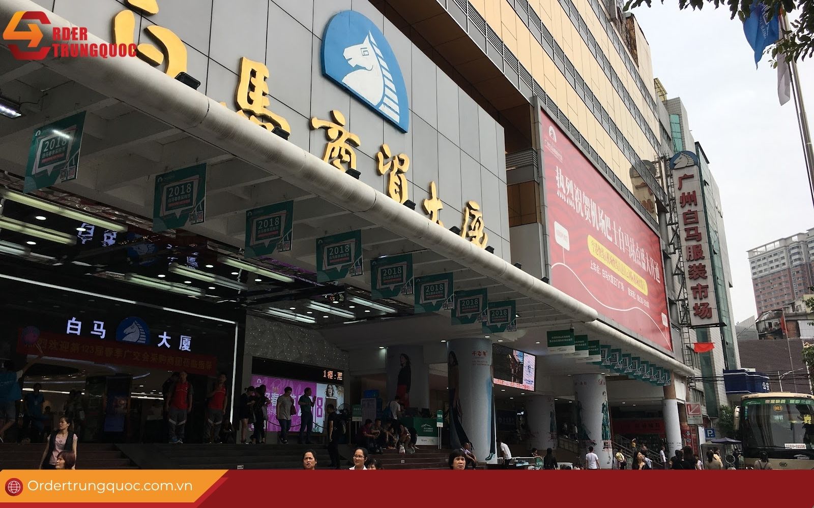 Đánh hàng giày super fake trực tiếp tại Quảng Châu Trung Quốc Đánh hàng giày super fake trực tiếp tại Quảng Châu Trung Quốc